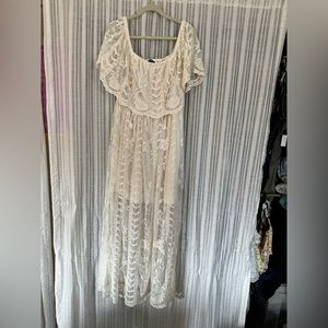 Figure floral maxi dress